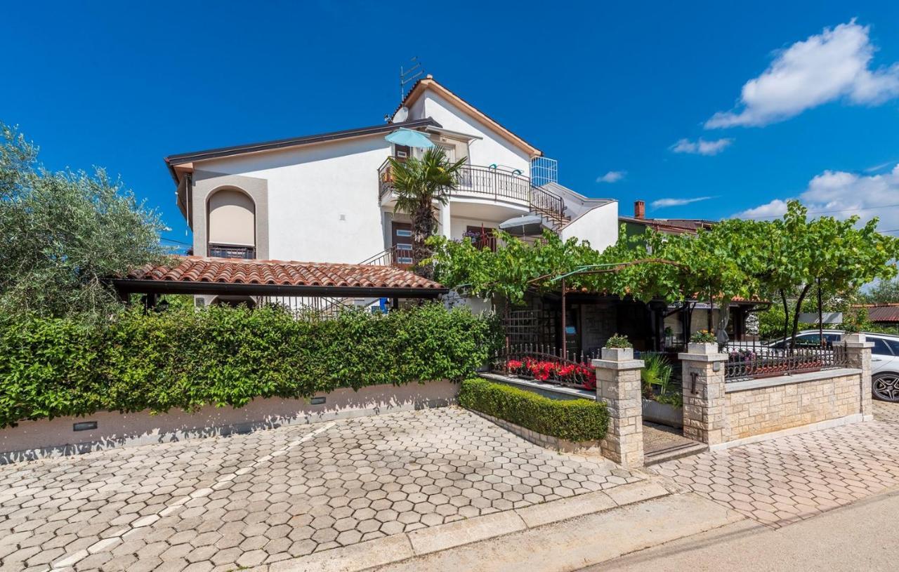 Apartment Vilma Funtana Dış mekan fotoğraf