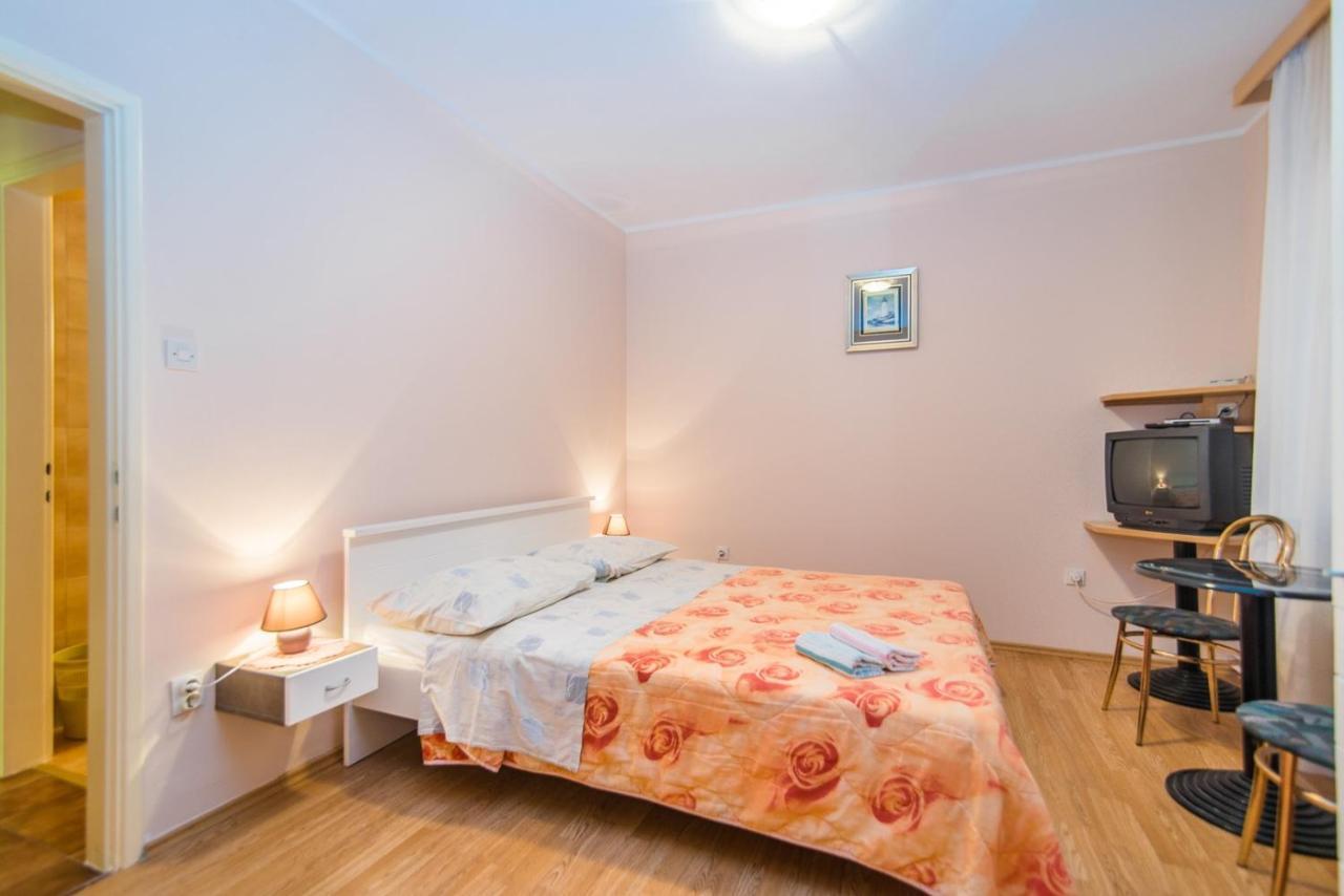 Apartment Vilma Funtana Dış mekan fotoğraf